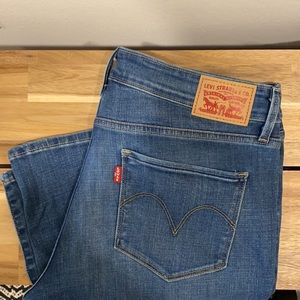 Skinny Levi’s